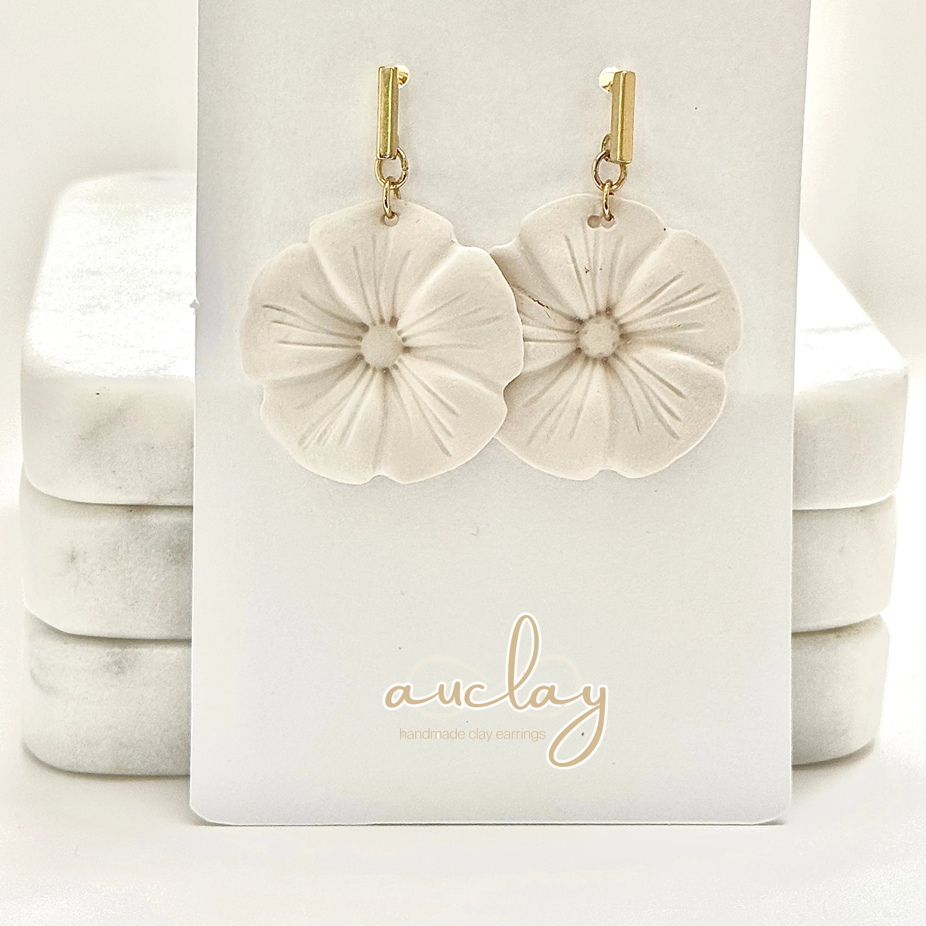 Chanti Statement White Flower Gold Bar Dangle