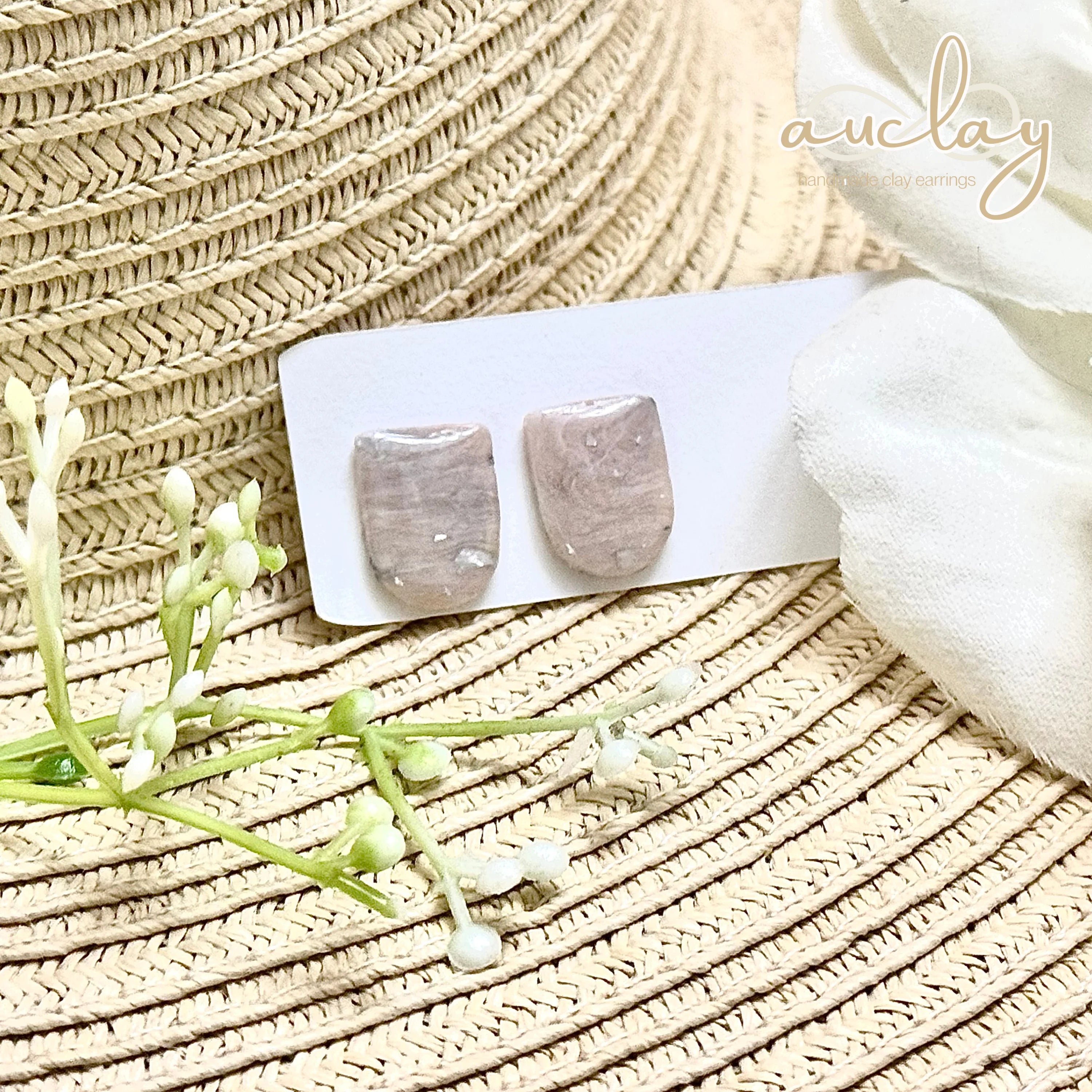 Ashley Everyday Pink Marble Arch Stud